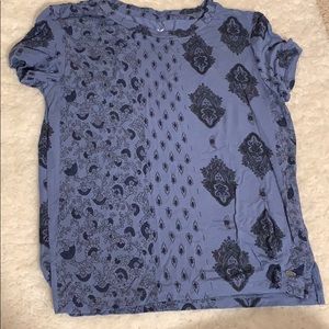 Blue and black American Eagle t shirt